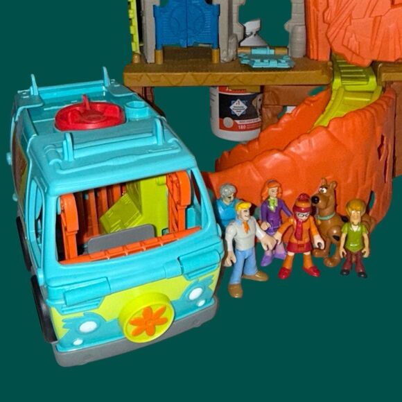 FP Imaginext Scooby-Doo Haunted Ghost Town, Transforming Mystery Machine Figures - Picture 6 of 16